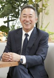 代表取締役会長 小田島 吉伸